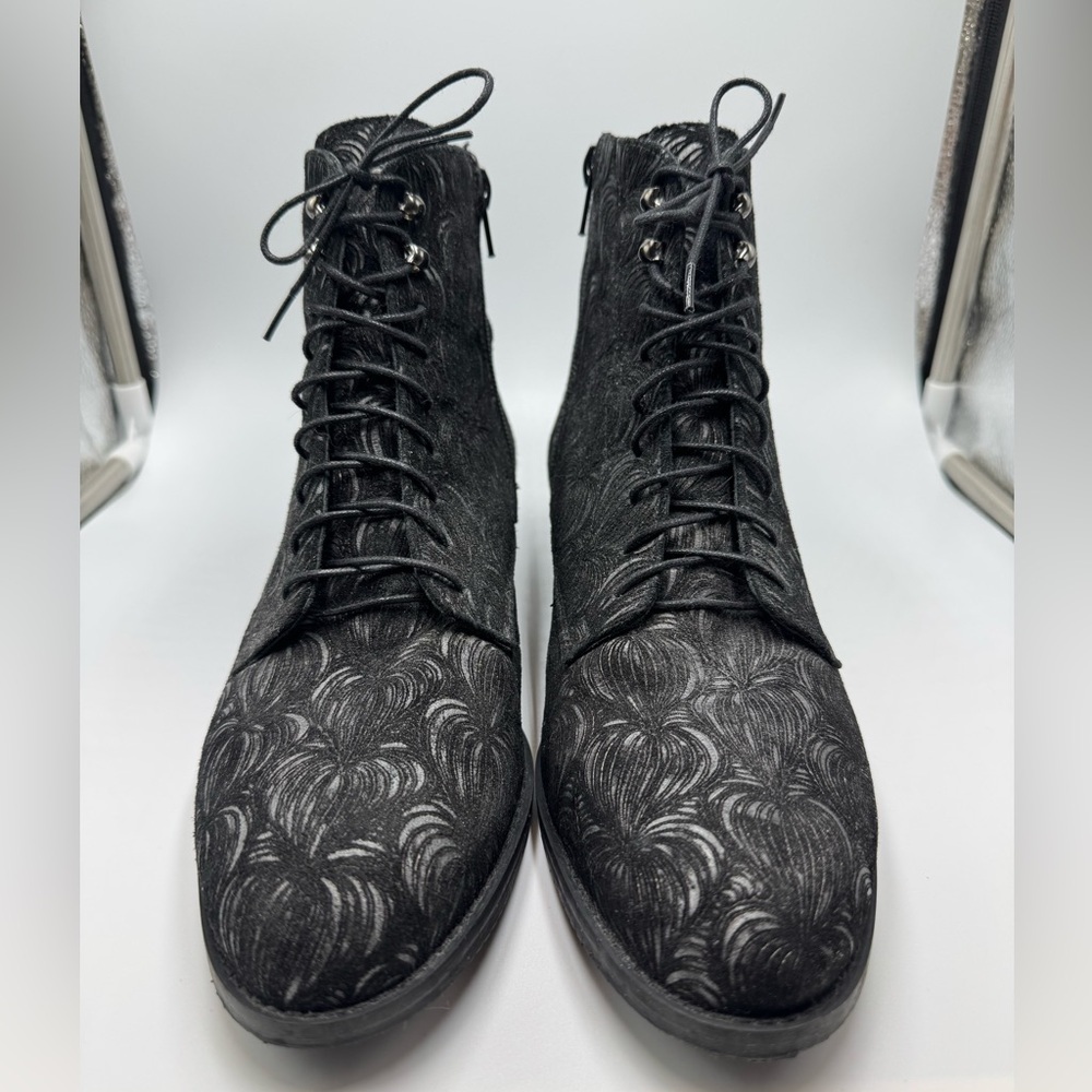 G Comfort Embossed Leather Ankle Boots Black 39
